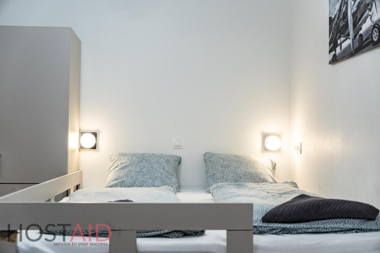 B17 Apartment - Hostaid Budapest Exterior photo